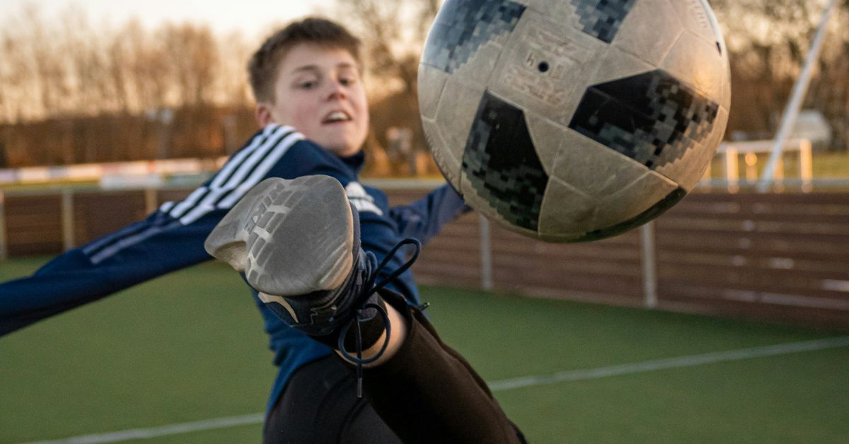 Mental Health Support for Youth in Competitive Sports